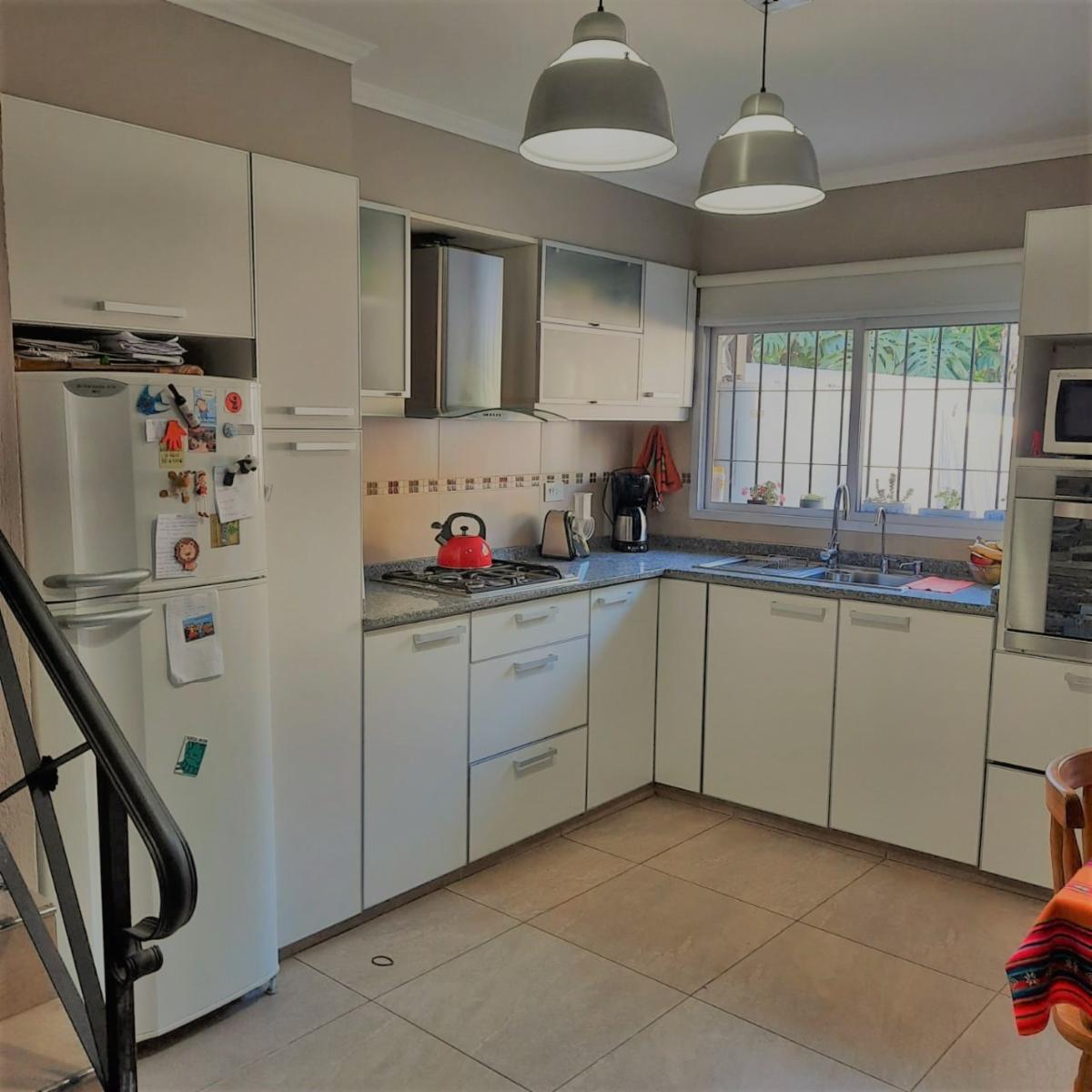 Duplex de cuatro ambientes en venta en el palomar reciclado a nuevo — foto 2