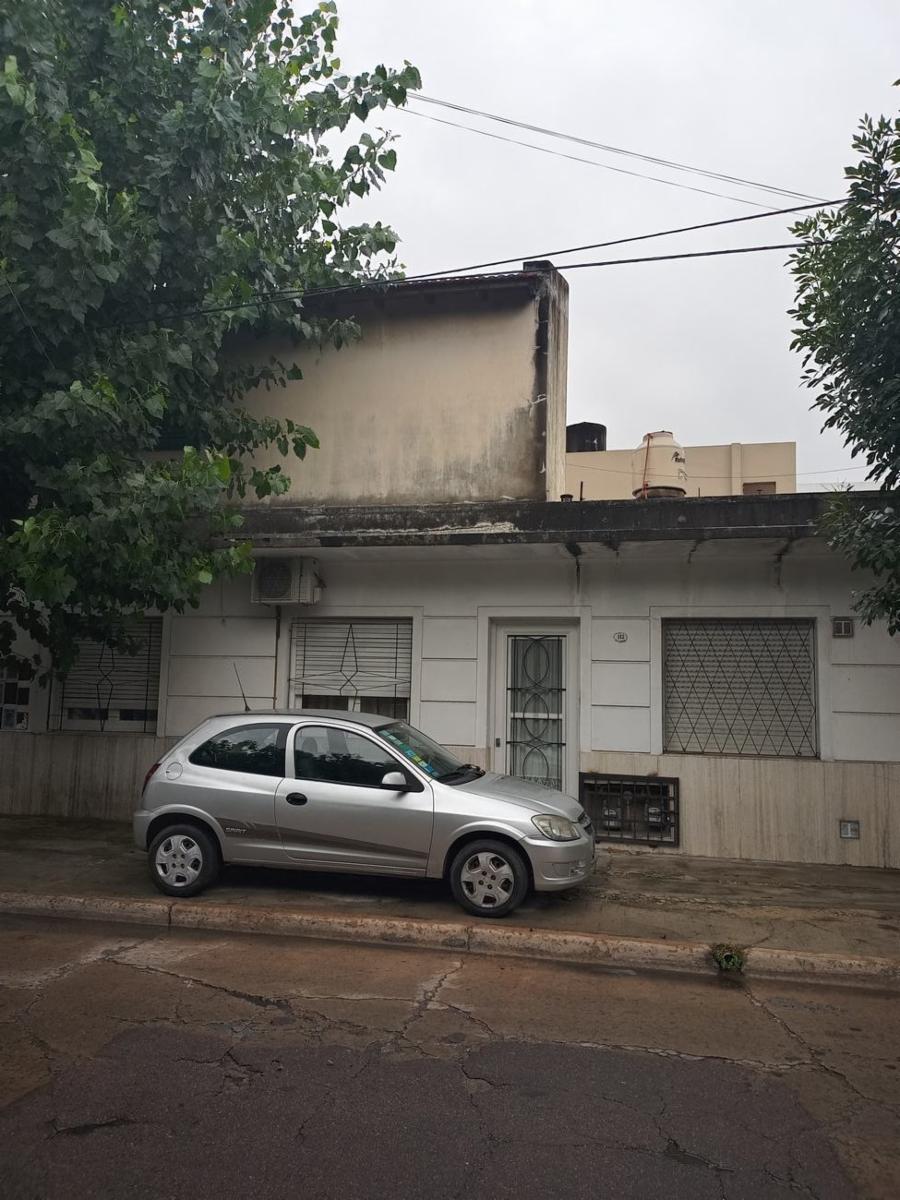 Ph de cuatro ambientes en venta en Haedo Sur