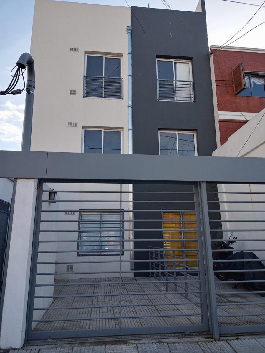 Departamento en venta de dos ambientes en Haedo Norte