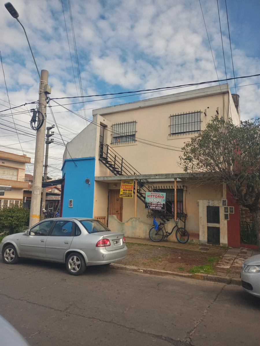 Venta de dos locales con departamento de cuatro ambientes en Moron Sur — foto 4