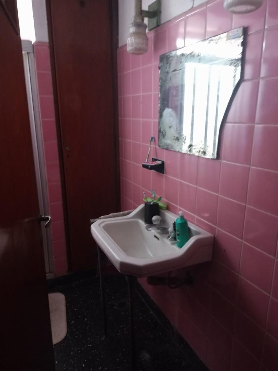 Casa de cuatro ambientes en planta alta en venta en Haedo Norte — foto 4