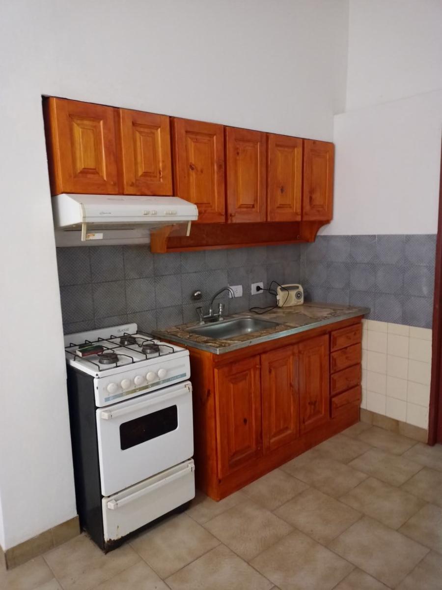 Duplex de dos ambientes con patio en venta en el Palomar — foto 3