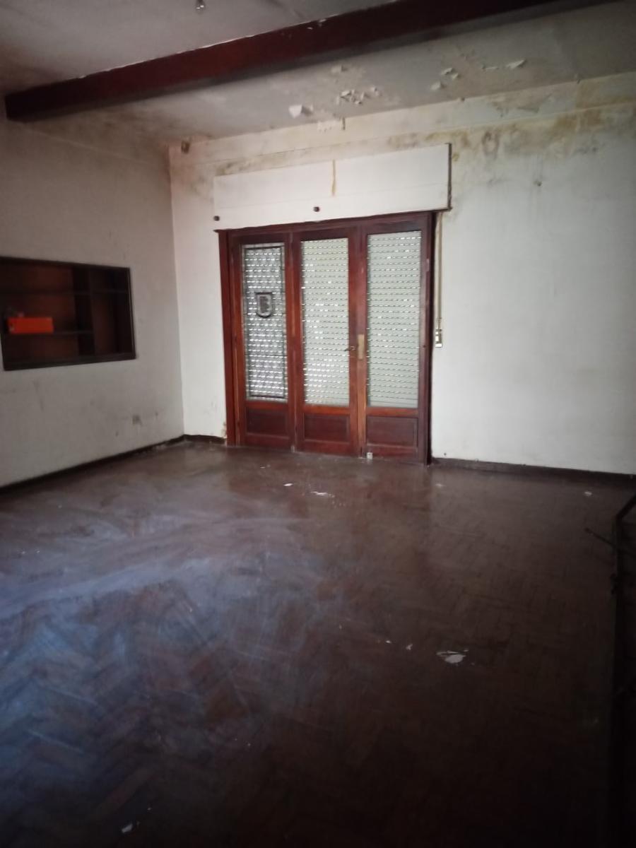Venta de departamento tipo ph de cuatro ambientes en Ramos Mejia — foto 4