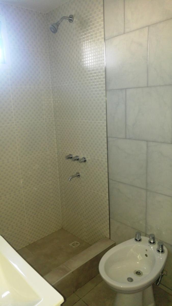 Departamento a estrenar de dos ambientes tipo duplex en Moron Sur Apto vivienda o profesional — foto 7