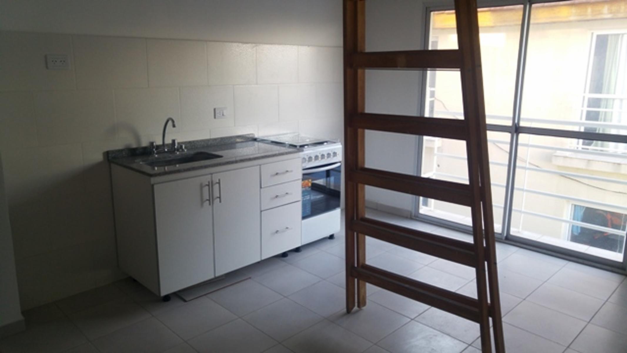 Departamento a estrenar de dos ambientes tipo duplex en Moron Sur Apto vivienda o profesional — foto 11