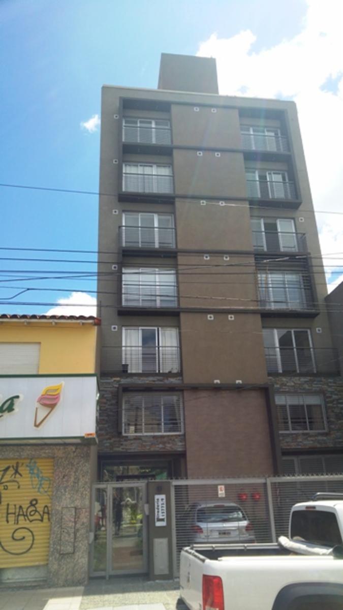 Departamento a estrenar en planta baja con patio y cochera en Haedo Norte — foto 11
