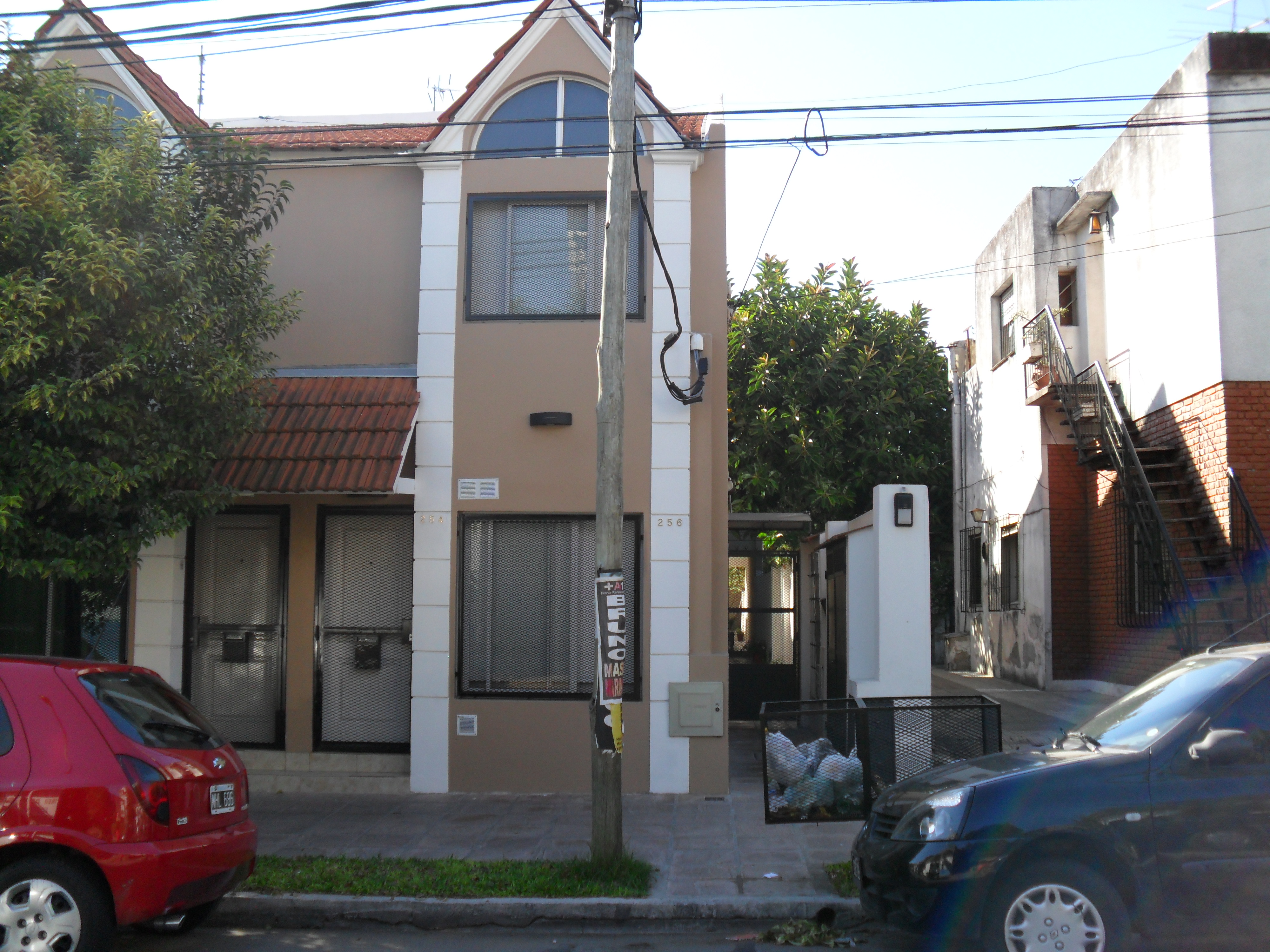 Departamento en complejo de tres ambientes en Moron Sur Apto Credito