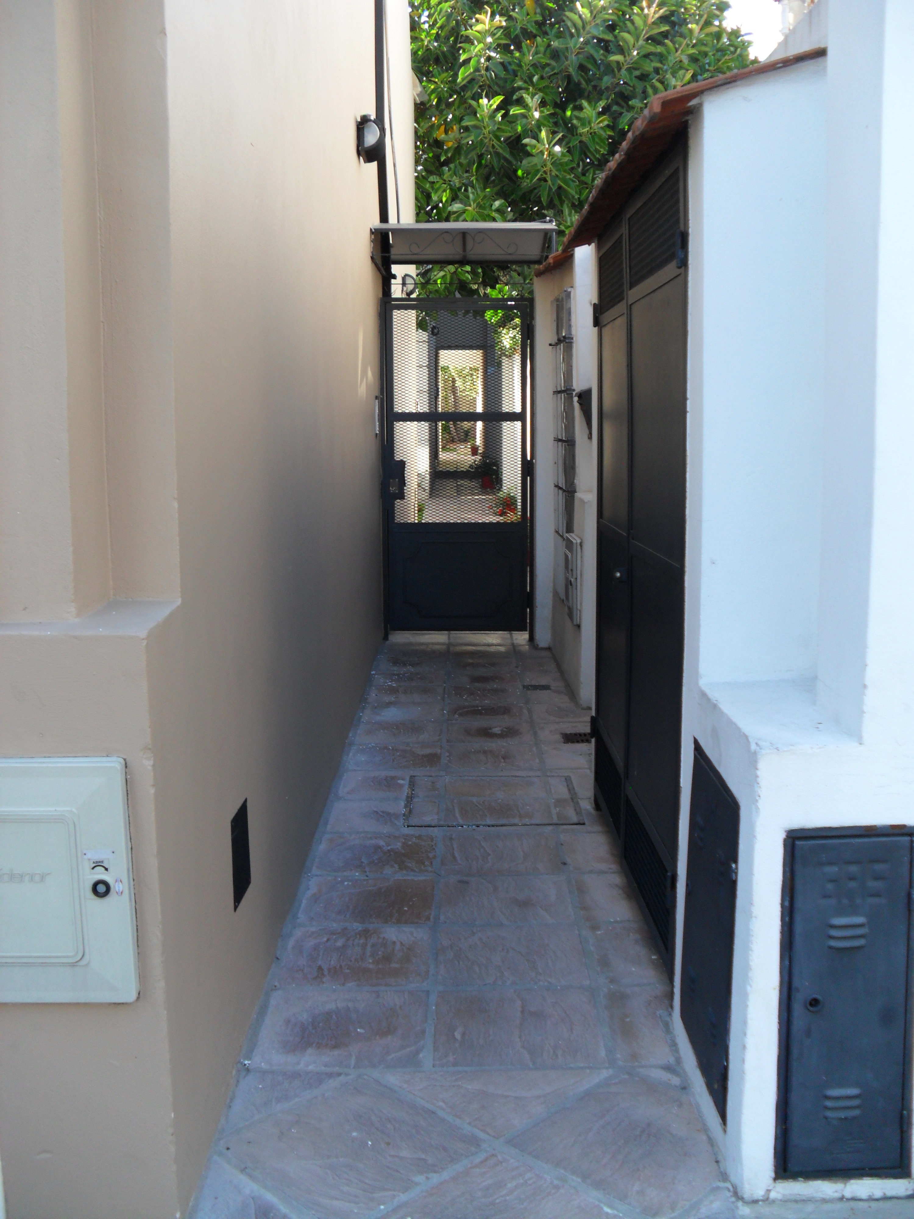 Departamento en complejo de tres ambientes en Moron Sur Apto Credito — foto 2