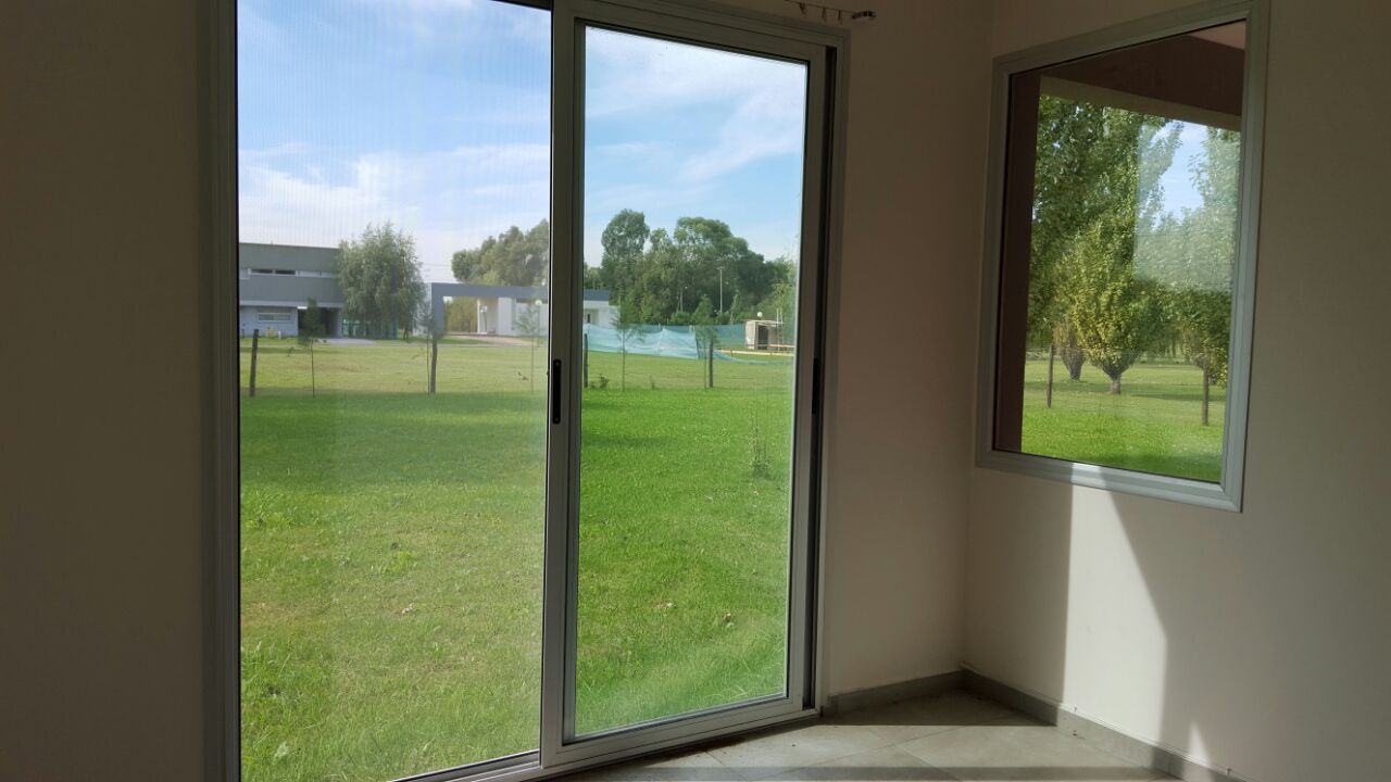 casa en venta en la candida