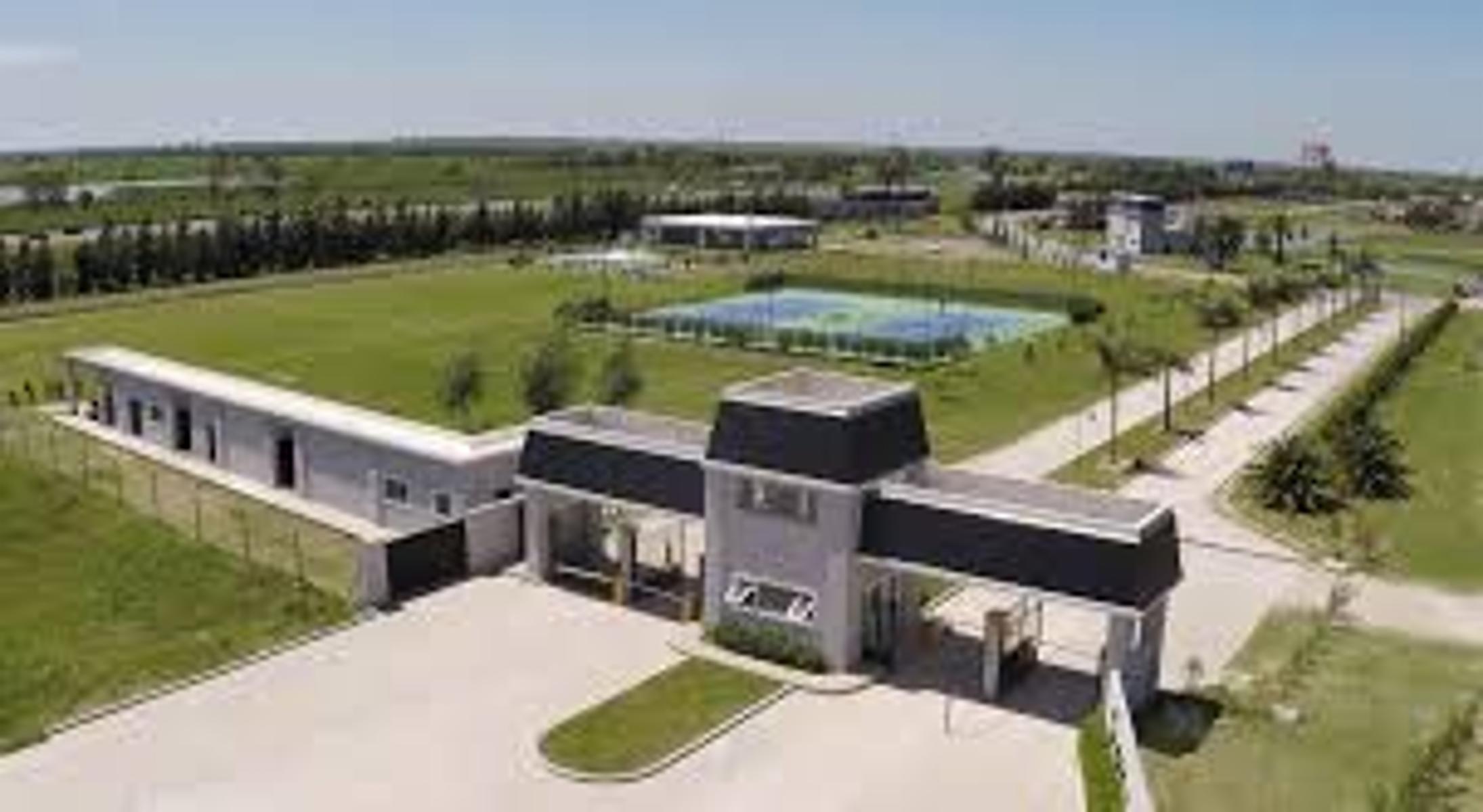 TERRENO EN VENTA EN BARRIO PRIVADO LAS GOLONDRINAS