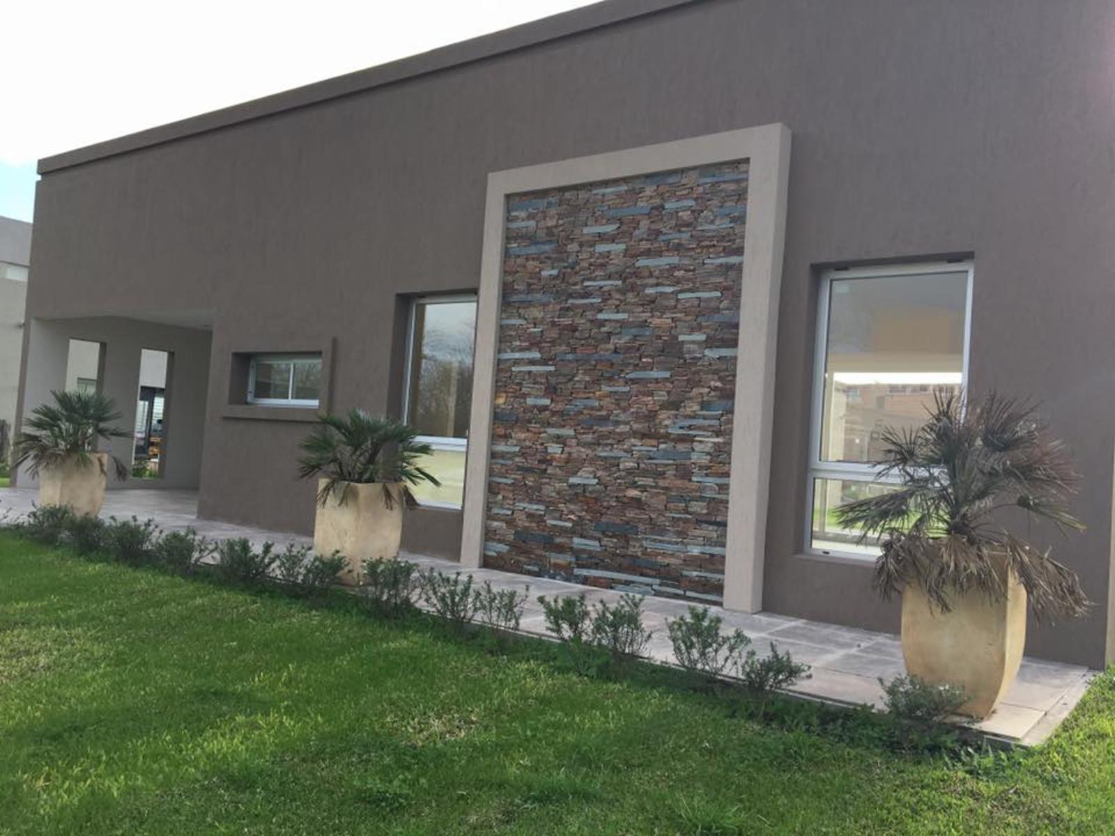 Propiedad en Venta en Planta Baja en Barrio Privado Fincas de Hudson — foto 2