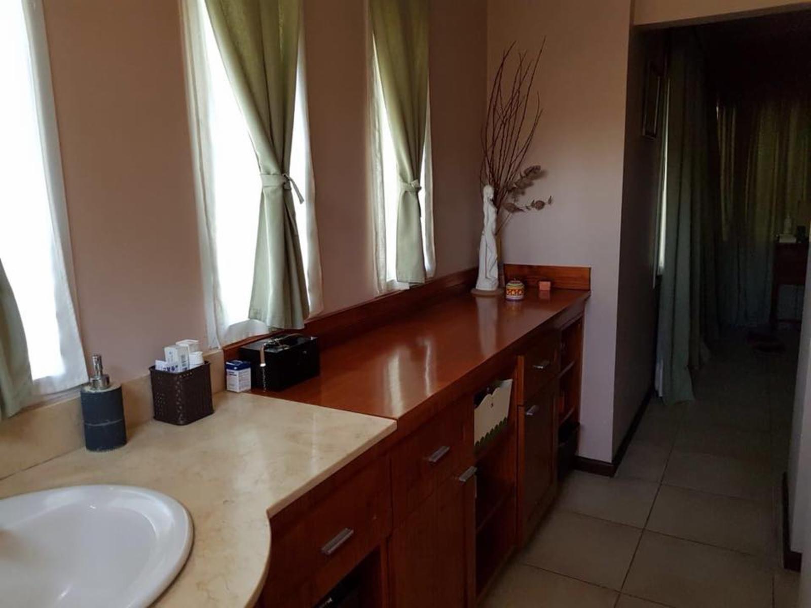Casa en 2 Plantas en Barrio Privado Fincas de Iraola I — foto 14