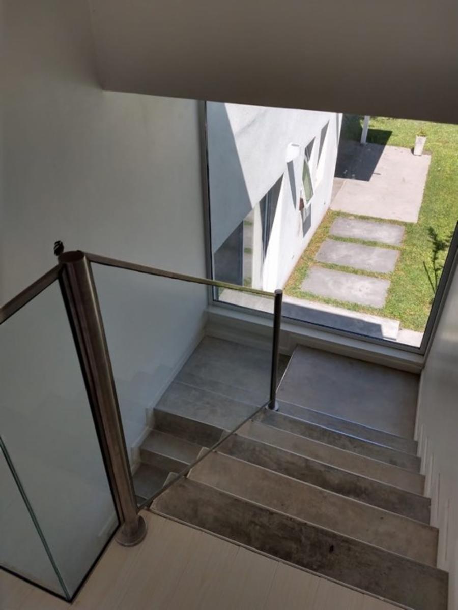 Casa con Pileta en Venta en Barrio Privado San Juan — foto 2