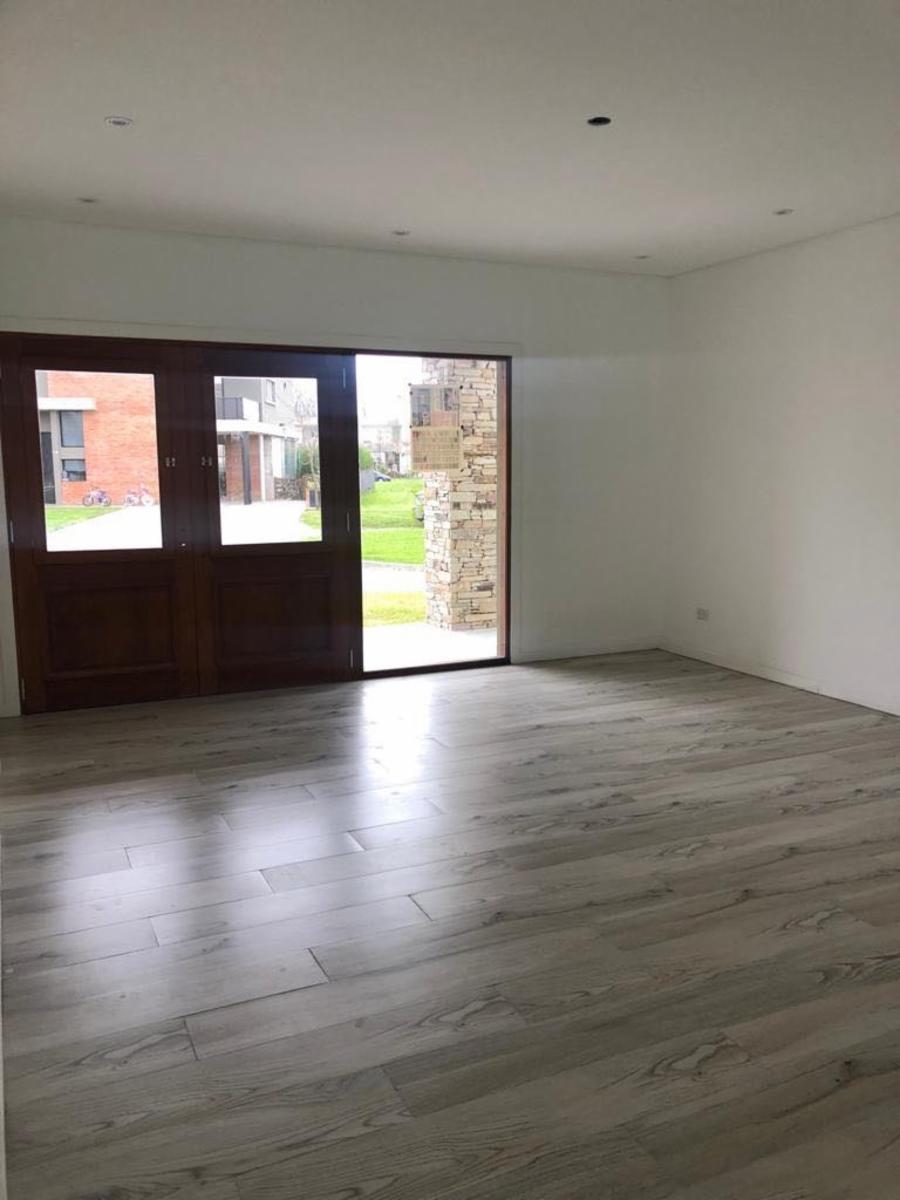 Casa a Estrenar en Planta Baja en Barrio Privado Fincas de Hudson — foto 8