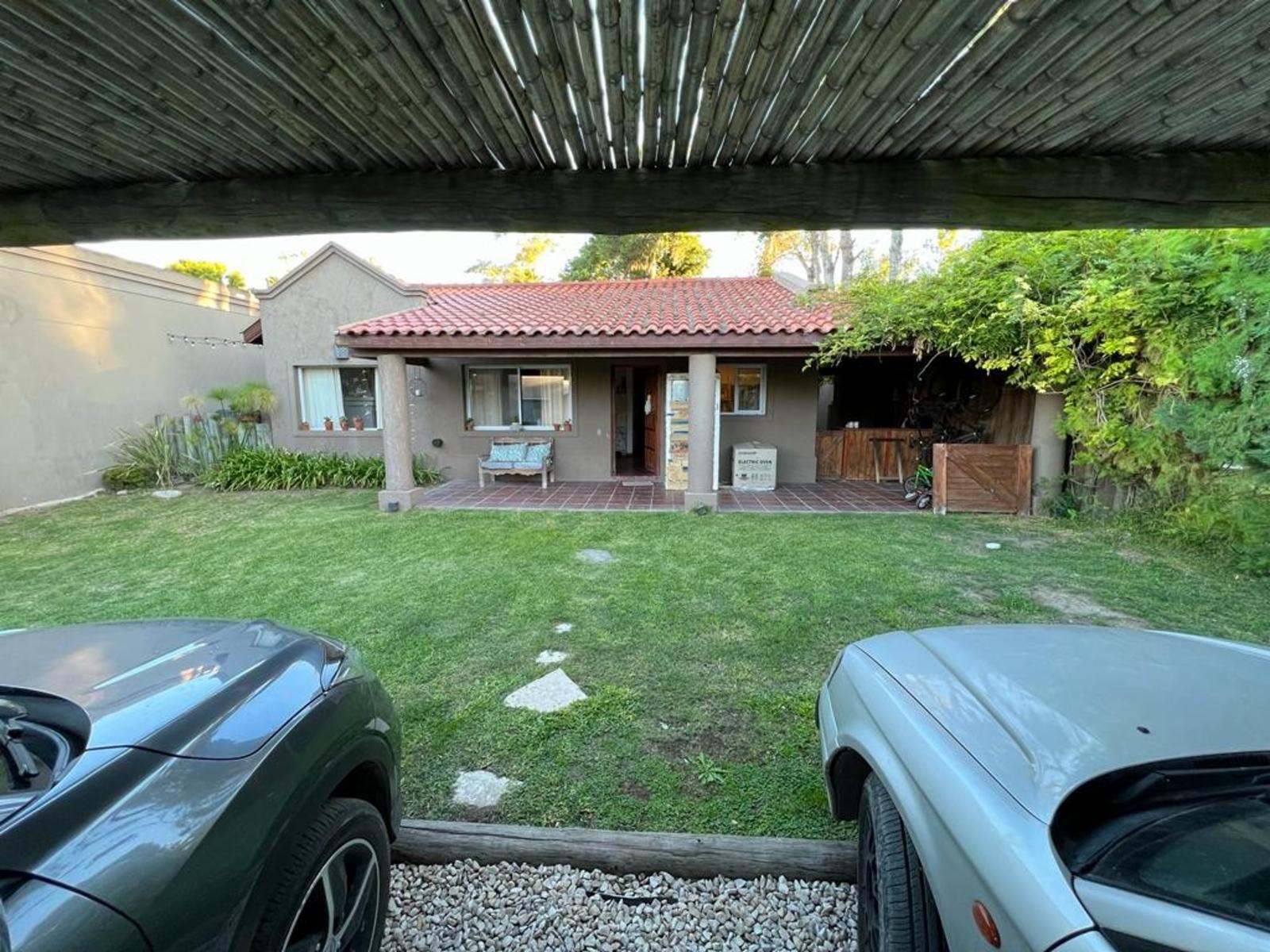 CASA EN VENTA EN EL CARMENCITO CON PILETA — foto 5