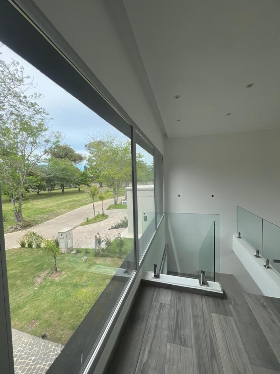 CASA EN VENTA EN FINCAS DE HUDSON