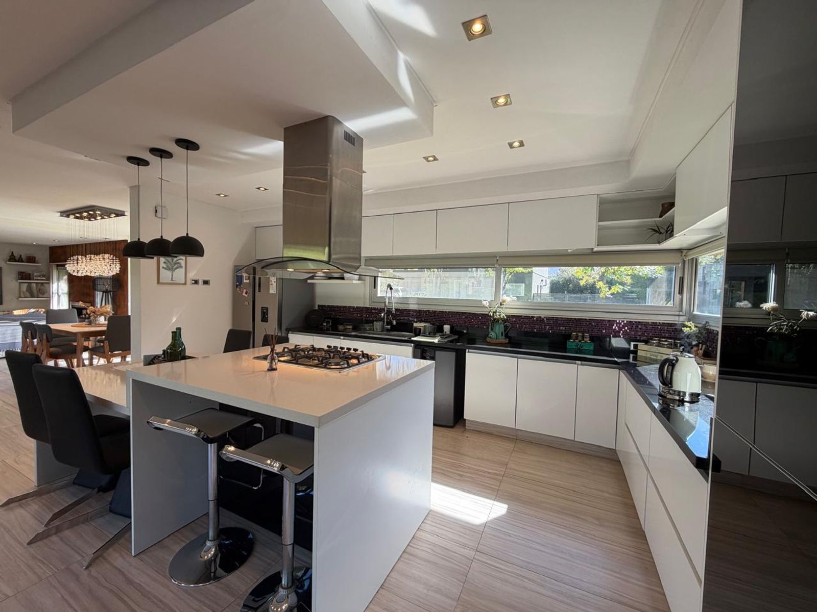 CASA EN ALQUILER Y VENTA - 40
