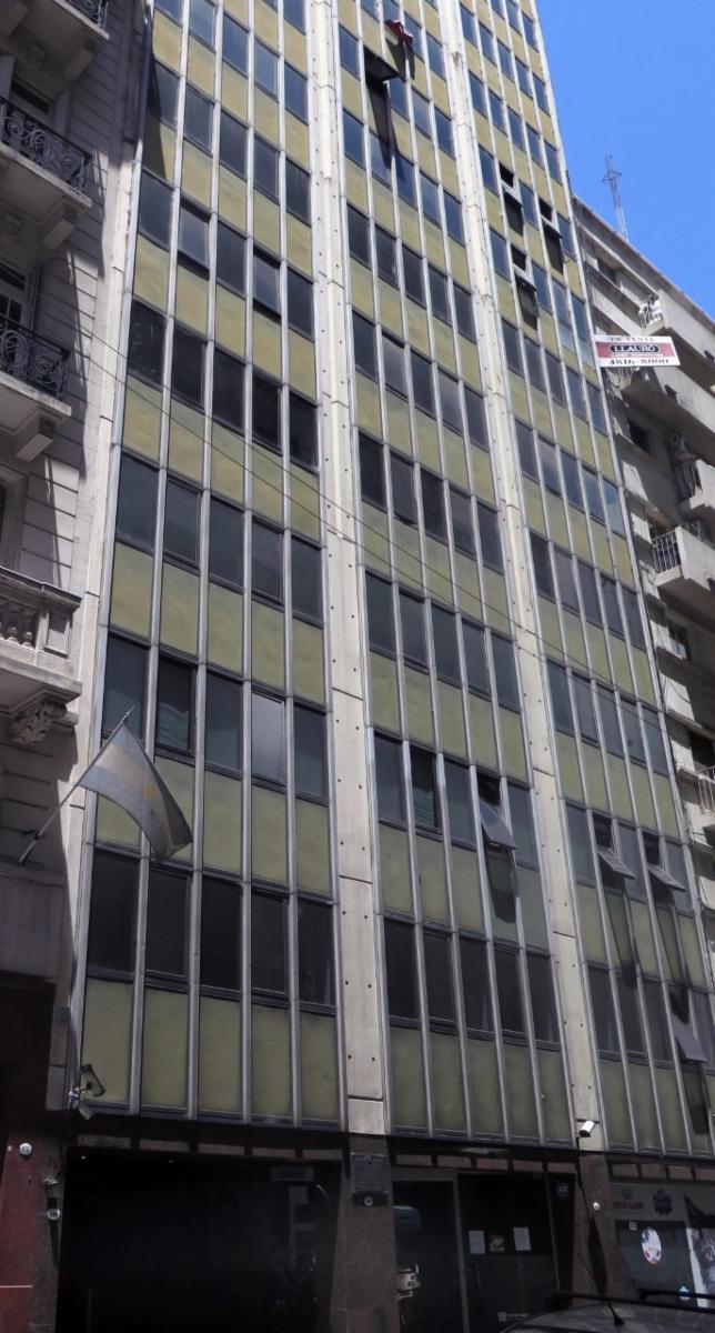 EXCELENTE OFICINA, SEMIPISO 117m2, SARMIENTO 900. 3 DESPACHOS y SALON, SIN COLUMNAS - 1