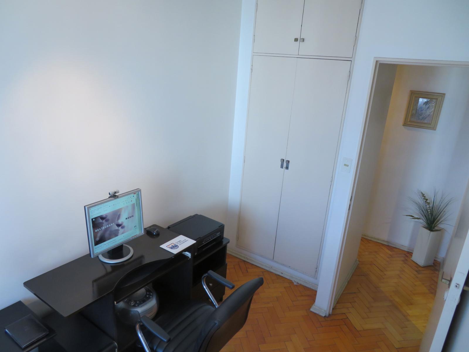 IMPECABLE 3 AMBIENTES CON DEPENDENCIAS, LAVADERO, BALCON,APTOPROFESIONAL. CORRIENTES y SALGUERO — foto 8