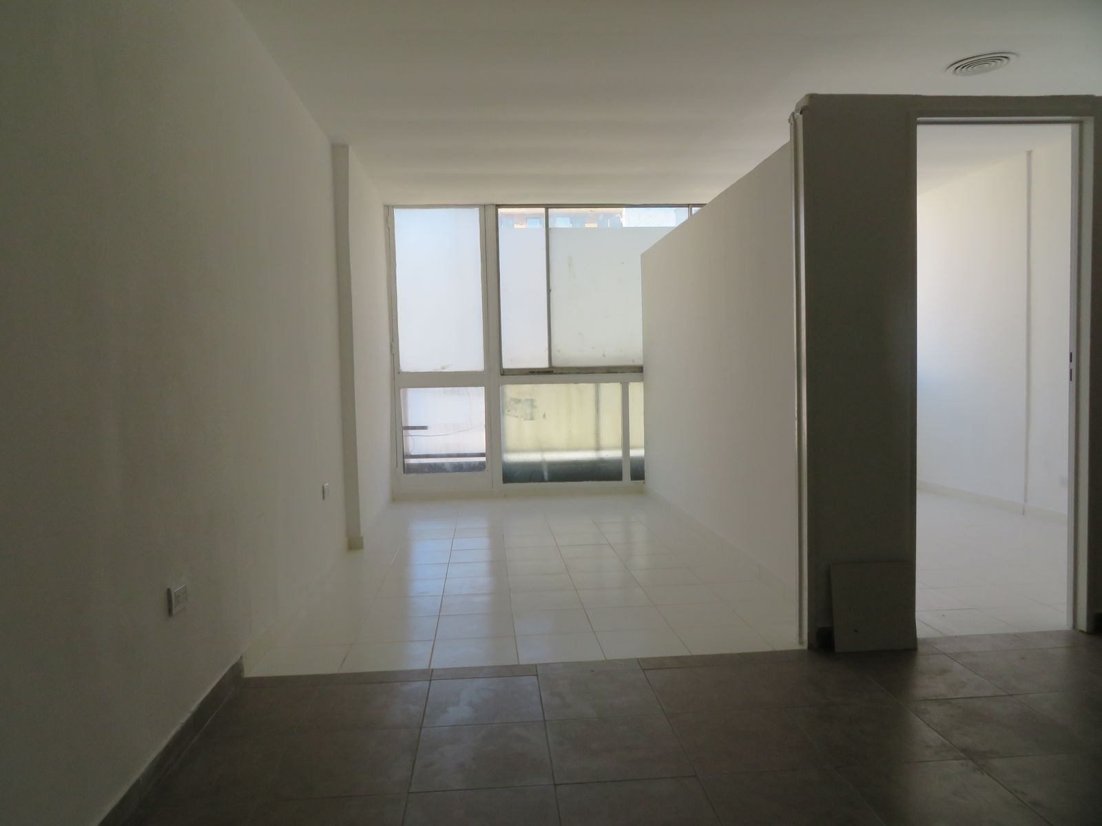 UN AMBIENTE FLORIDA 500, OFICINA o VIVIENDA — foto 8
