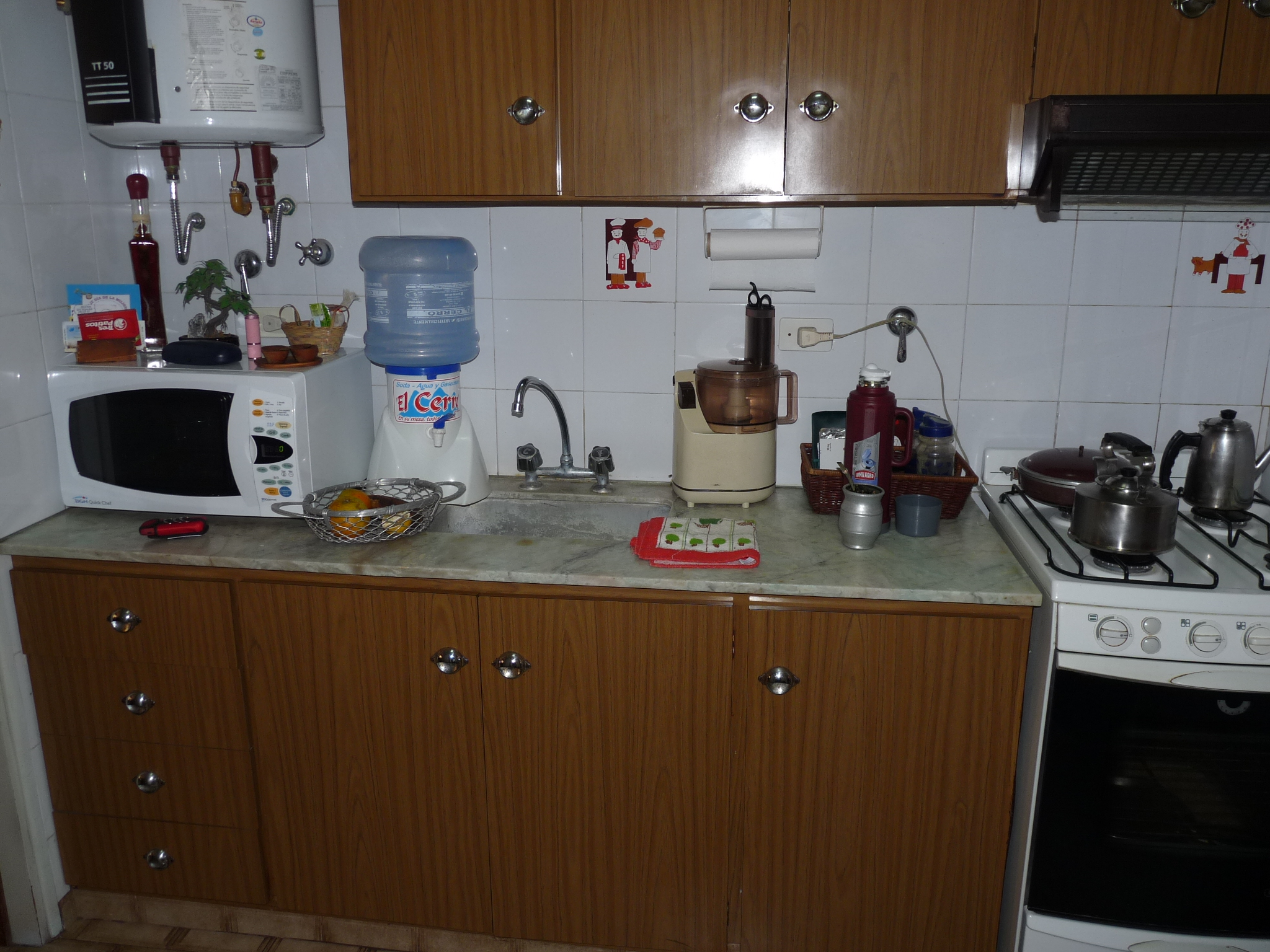 DEPARTAMENTO "Amplio" Tipo Casa - 2 Dormitorios con cochera, En excelente estado de conservación y mantenimiento. - 10