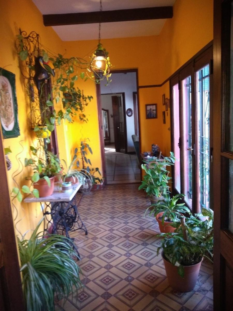 EXCELENTE CASA CÉNTRICA LOBERIA - 5