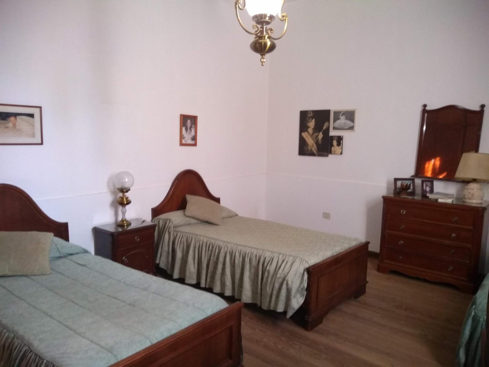 EXCELENTE CASA CÉNTRICA LOBERIA - 7