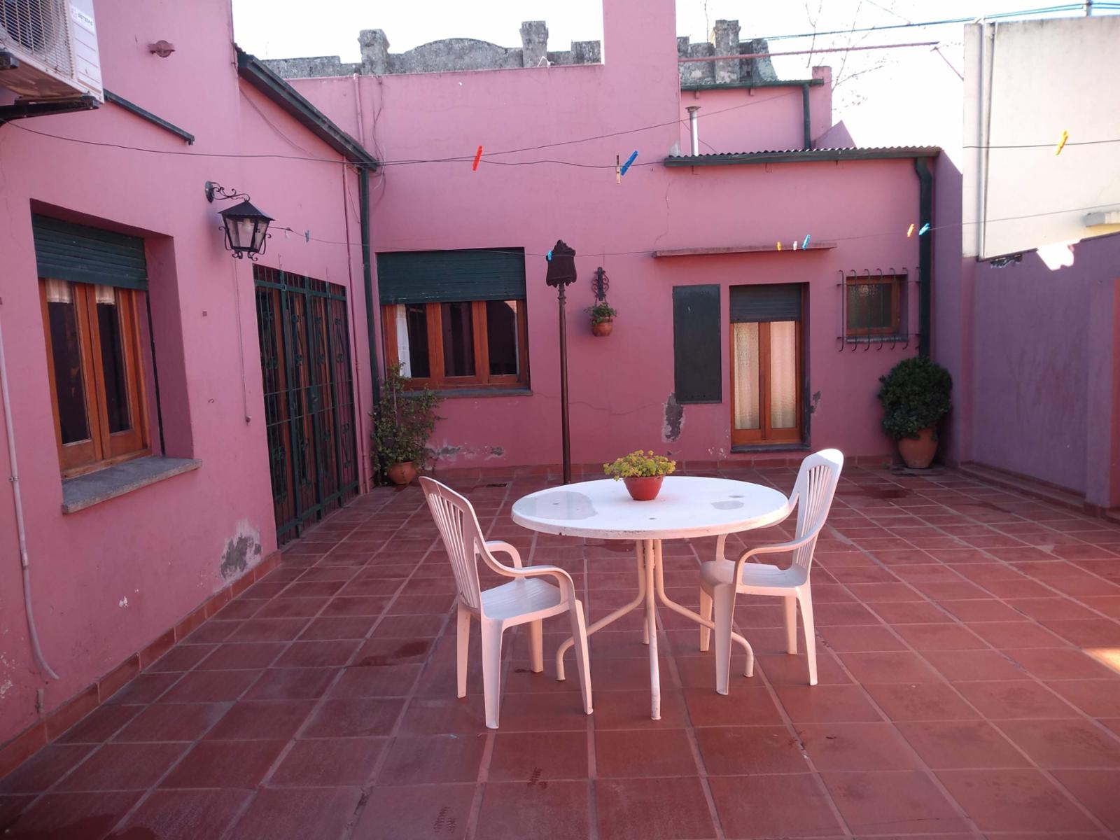 EXCELENTE CASA CÉNTRICA LOBERIA - 8