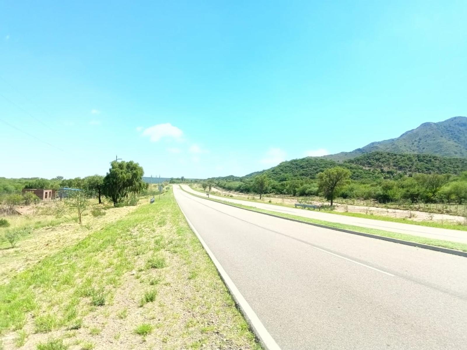 LOTES EN VENTA SOBRE RUTA 3 VILLA LA QUEBRADA - 5