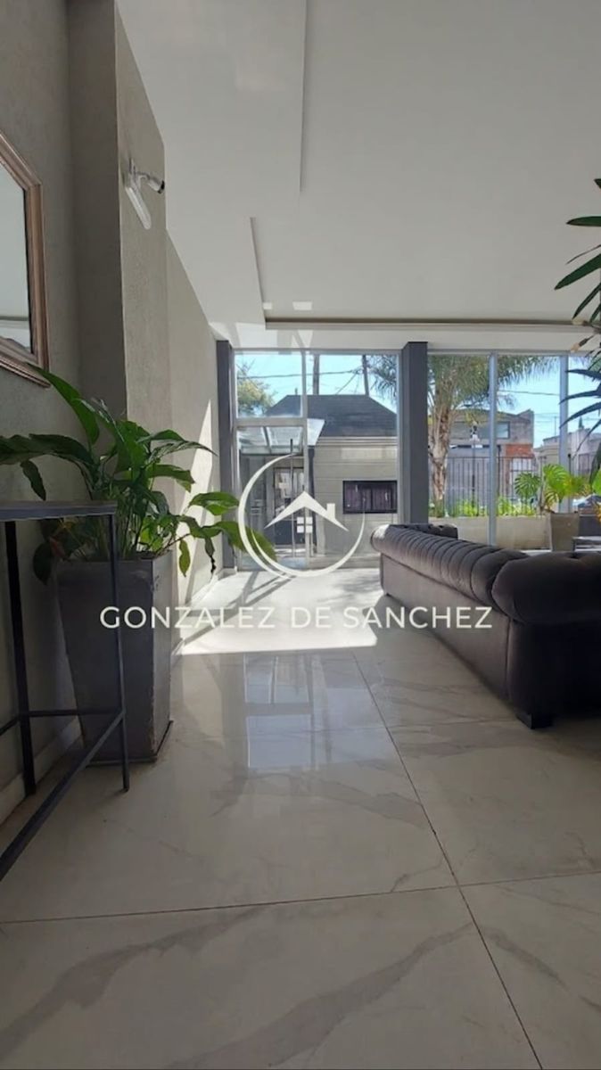 Alquiler Excelente Monoambiente Al Frente con Balcón - 5