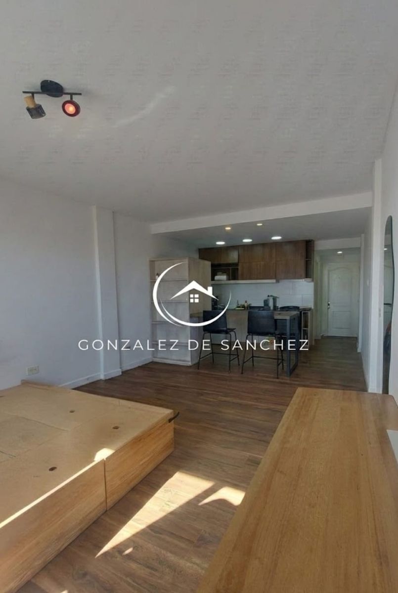 Alquiler Excelente Monoambiente Al Frente con Balcón - 8