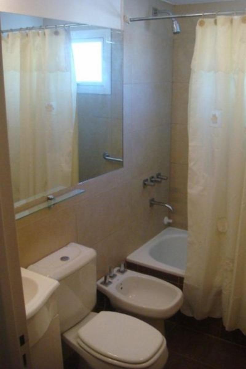 VENTA DE EXCELENTE DEPARTAMENTO CON EJEMPLAR VISTA A LAS SIERRAS EN PLENO CENTRO