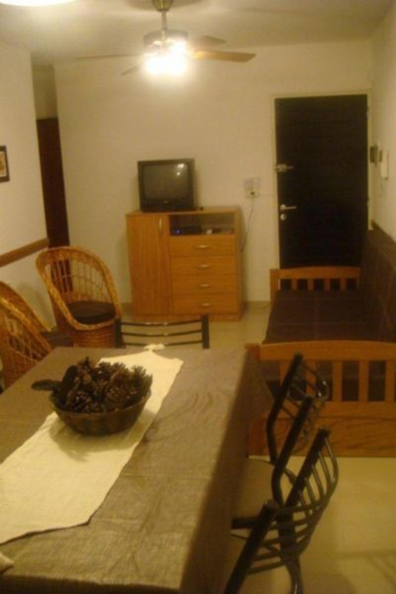 VENTA DE EXCELENTE DEPARTAMENTO CON EJEMPLAR VISTA A LAS SIERRAS EN PLENO CENTRO — foto 8
