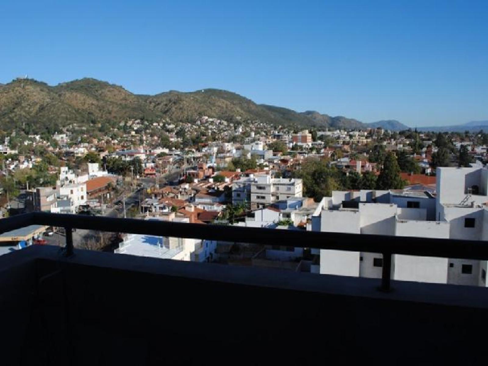 VENTA DE EXCELENTE DEPARTAMENTO DE CATEGORÍA CON MAGNÍFICA VISTA A LAS SIERRAS Y A LA CIUDAD DE NUESTRA VILLA — foto 6