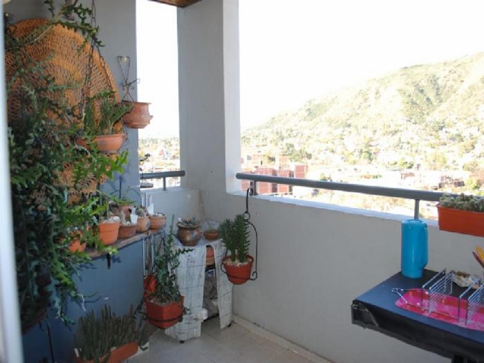 VENTA DE EXCELENTE DEPARTAMENTO DE CATEGORÍA CON MAGNÍFICA VISTA A LAS SIERRAS Y A LA CIUDAD DE NUESTRA VILLA — foto 12