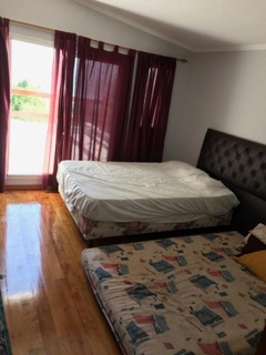 VENTA DE IMPORTANTE PROPIEDAD DE TRES PLANTAS EN COSTA AZUL CON MAGNÍFICA VISTA AL LAGO Y A LAS SIERRAS — foto 13