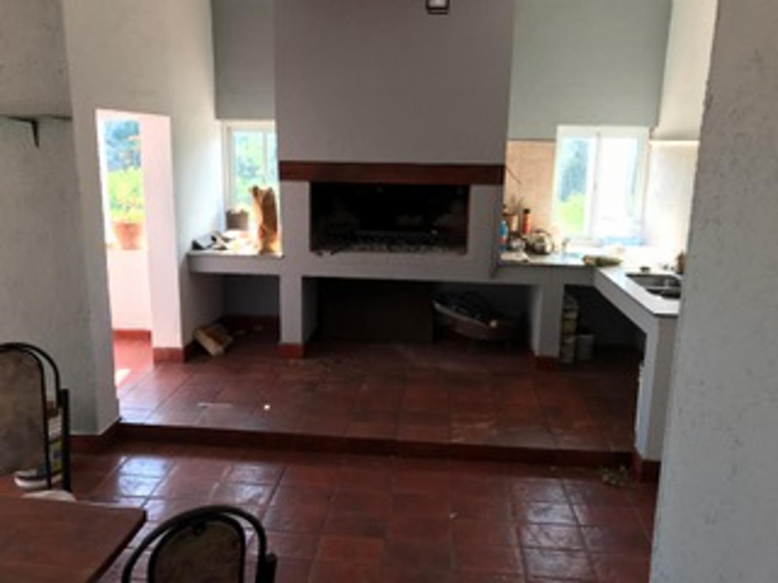 VENTA DE IMPORTANTE PROPIEDAD DE TRES PLANTAS EN COSTA AZUL CON MAGNÍFICA VISTA AL LAGO Y A LAS SIERRAS — foto 15