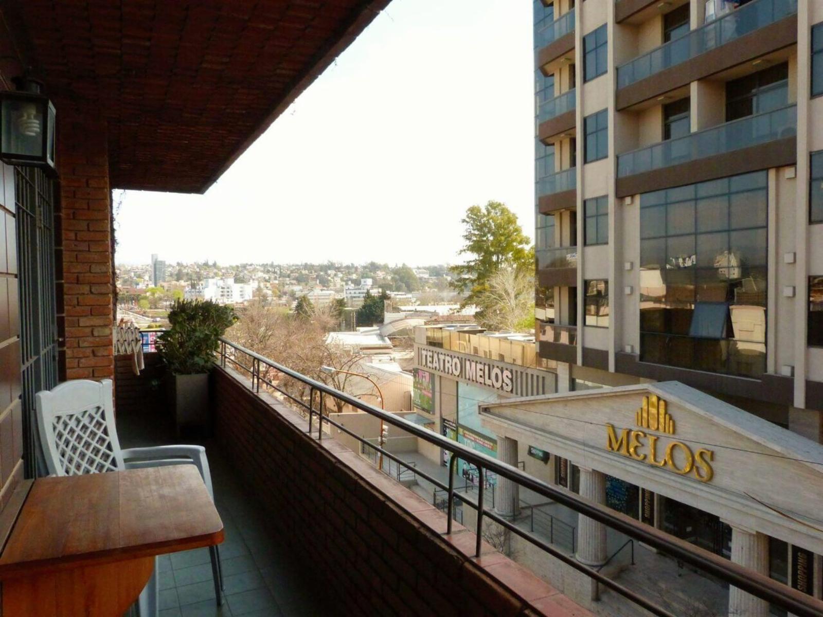 VENTA DE IMPORTANTE SEMIPISO A METROS DE PEATONAL — foto 4