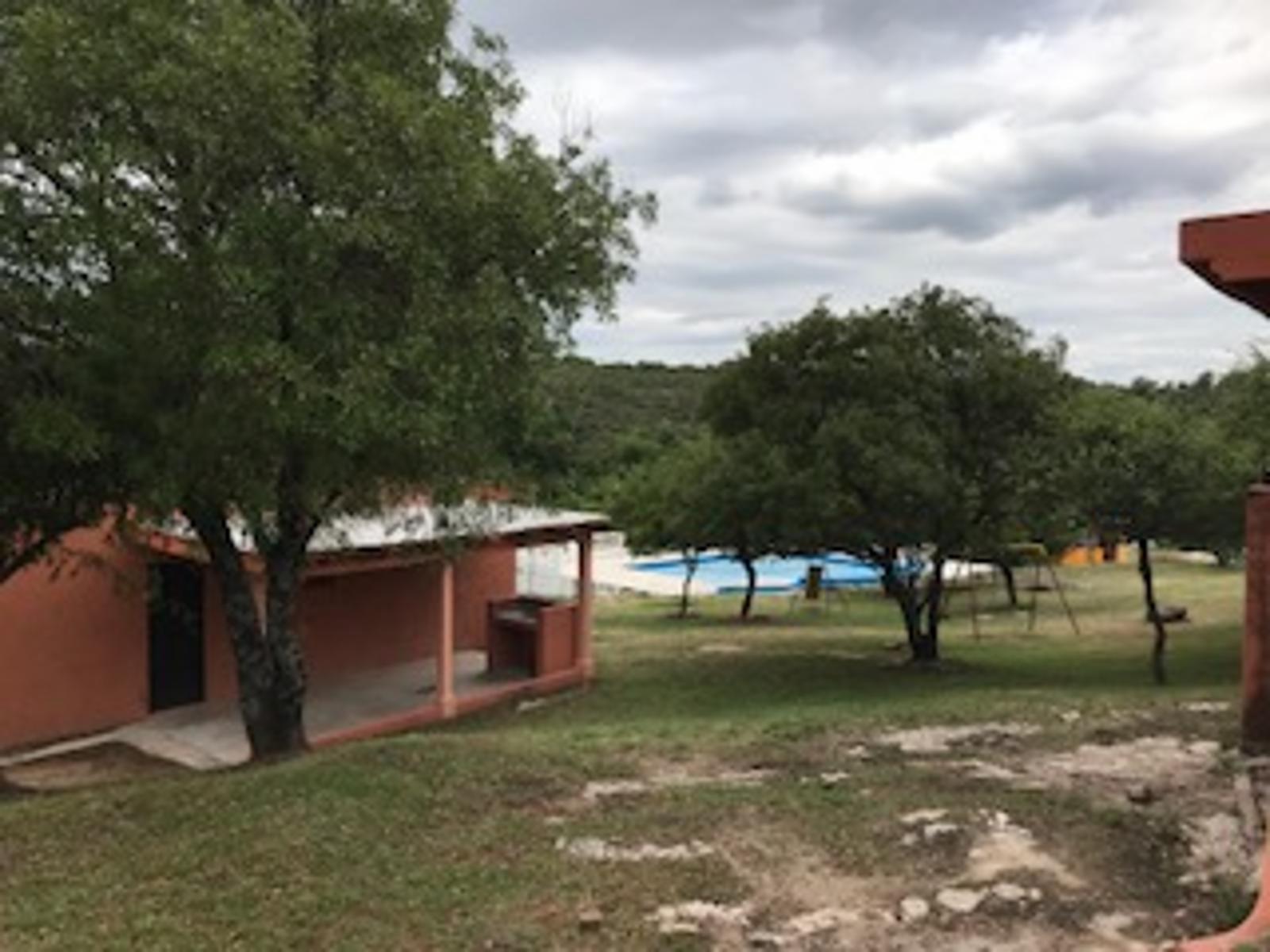 OPORTUNIDAD VENTA DE EXCELENTE COMPLEJO DE OCHO CABAÑAS EN CABALANGO - 4