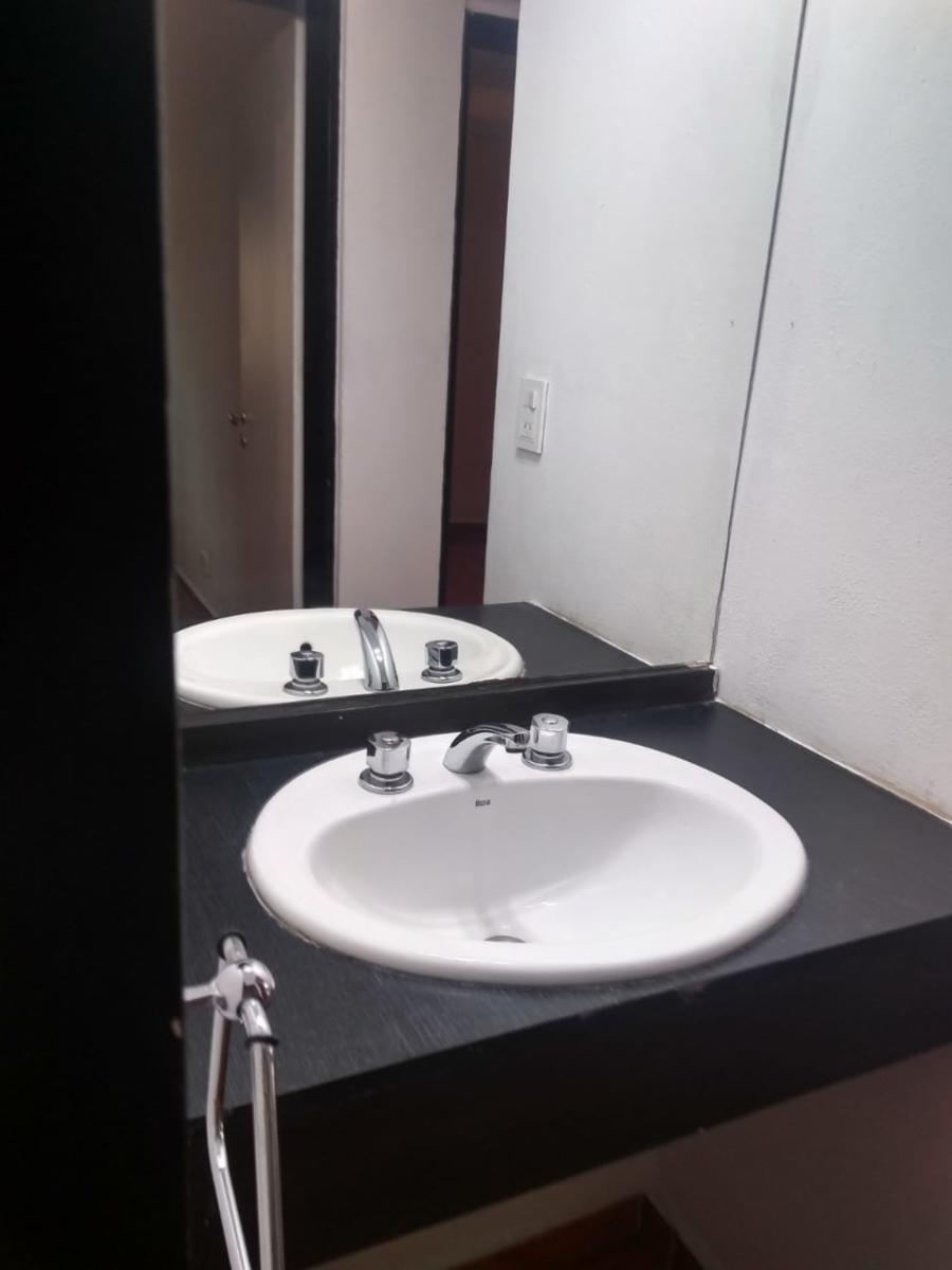 Hermoso Departamento a metros de la peatonal en Alquiler Temporario — foto 3