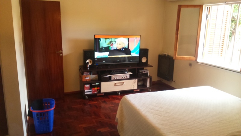IMPORTANTE PROPIEDAD A LA VENTA EN BARRIO RESIDENCIAL SANTA RITA — foto 15