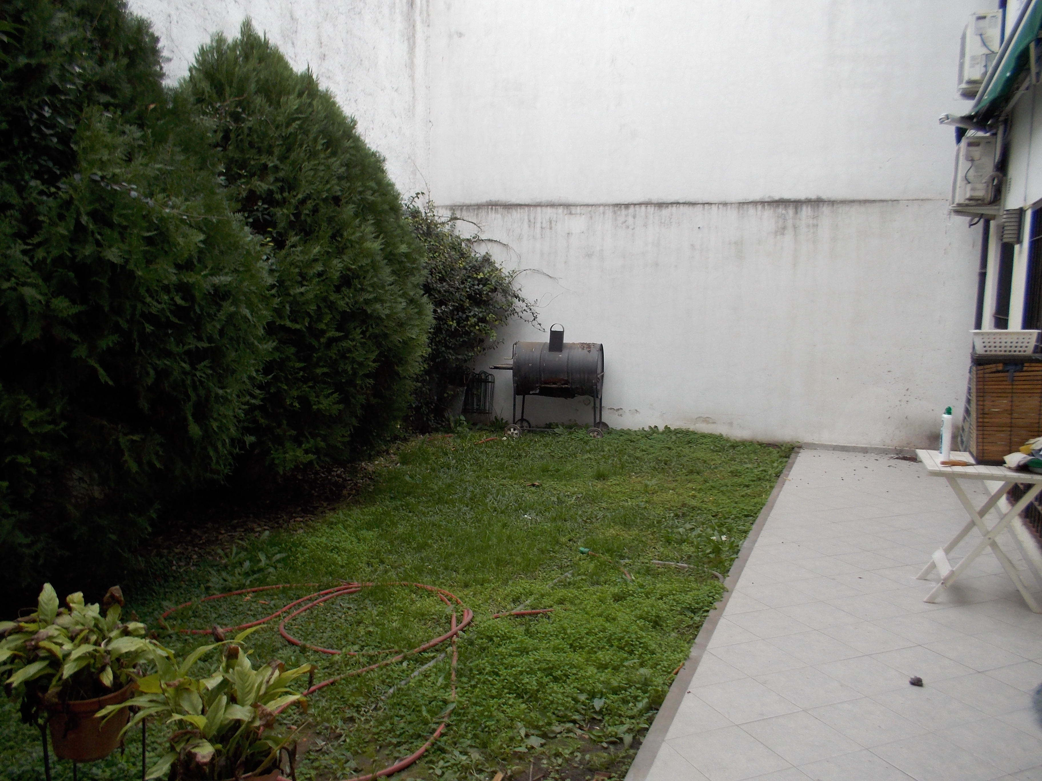 CHALET 4 AMBIENTES CON FONDO Y GARAGE (APTO CREDITO) — foto 4