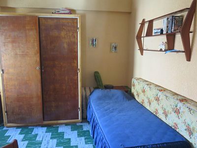 DEPARTAMENTO 4 AMBIENTES ,1 EN SUITE AL FRENTE CON BALCON. — foto 3