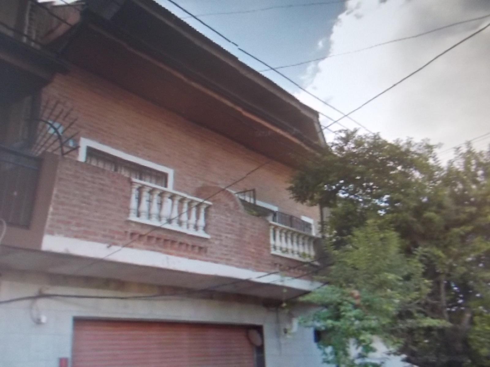 DEPARTAMENTO EN DUPLEX 2 1/2 AMBIENTES CON PATIO - 1