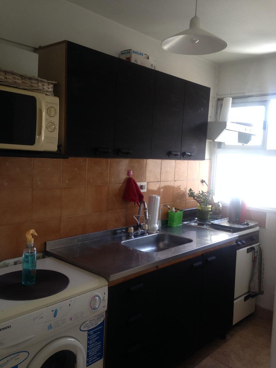 Departamento 2 ambientes lateral con balcón francés ,lavadero incorporado. — foto 4