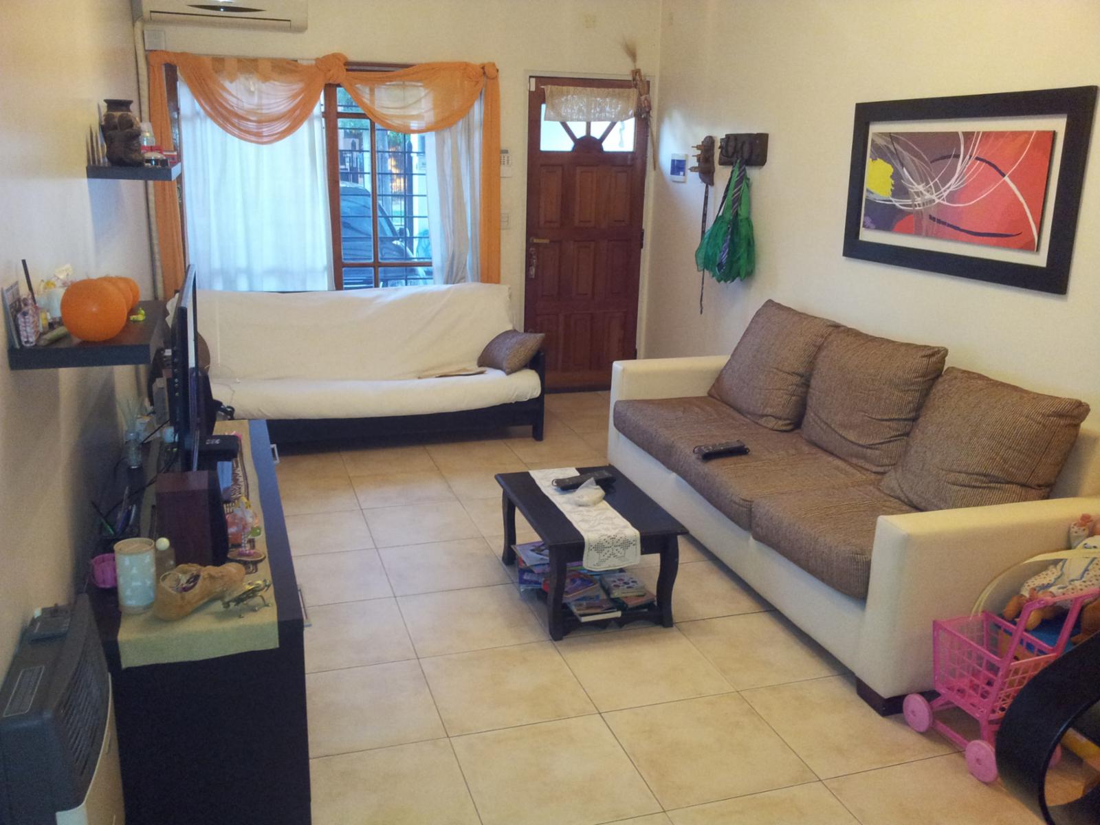 DUPLEX AL FRENTE 3 AMBIENTES CON COCHERA Y FONDO LIBRE 7 MTS — foto 5