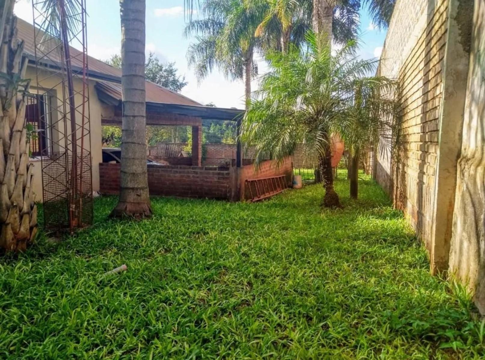 GUIDEK STASIUK PROPIEDADES VENDE EXCELENTE CASA A 50 MTS. DE AV. LAS AMERICAS - 16