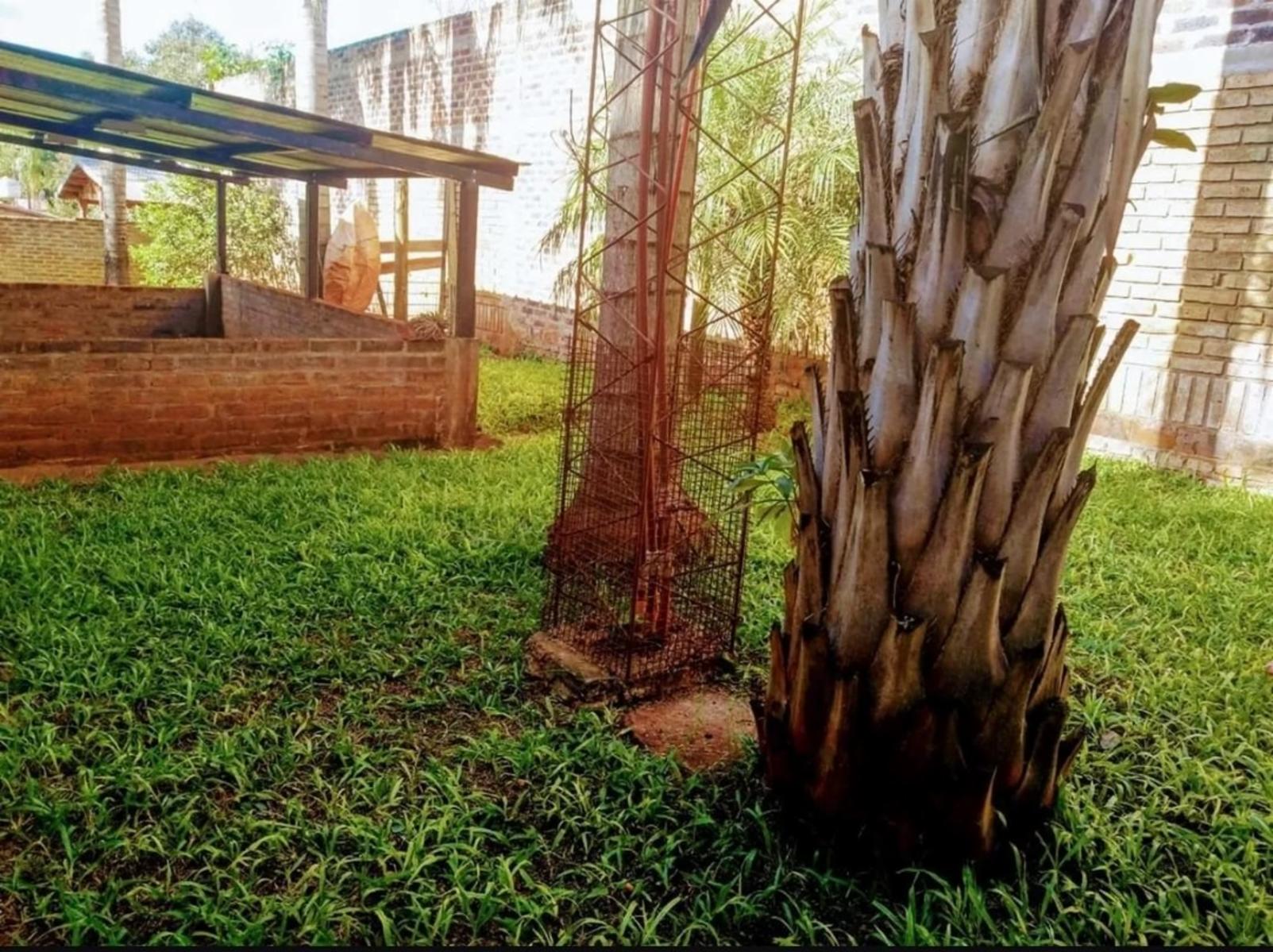 GUIDEK STASIUK PROPIEDADES VENDE EXCELENTE CASA A 50 MTS. DE AV. LAS AMERICAS - 17