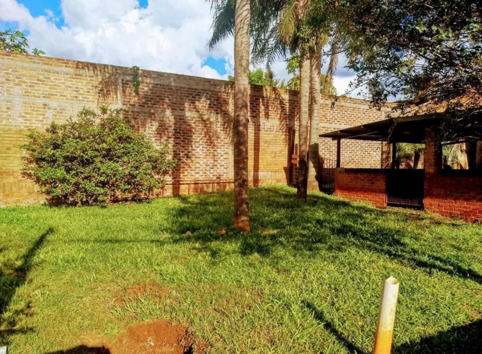 GUIDEK STASIUK PROPIEDADES VENDE EXCELENTE CASA A 50 MTS. DE AV. LAS AMERICAS - 19
