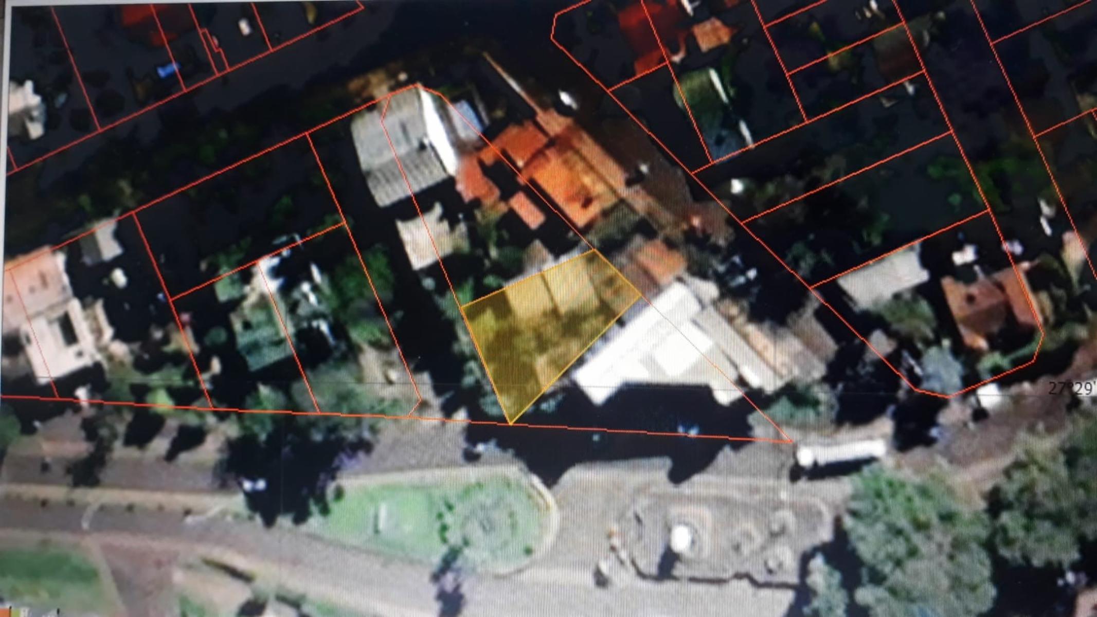 GUIDEK - STASIUK PROPIEDAES VENDE EXCELENTE CASA A 50 MTS DE AV. SARMIENTO — foto 4